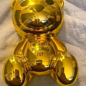 MOSCHINO limited edition eyeshadow palette